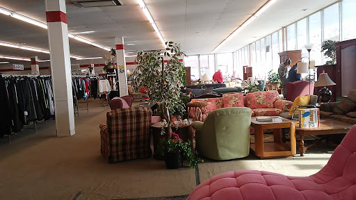 Thrift Store «The Salvation Army Family Store & Donation Center», reviews and photos, 33600 Plymouth Rd, Livonia, MI 48150, USA