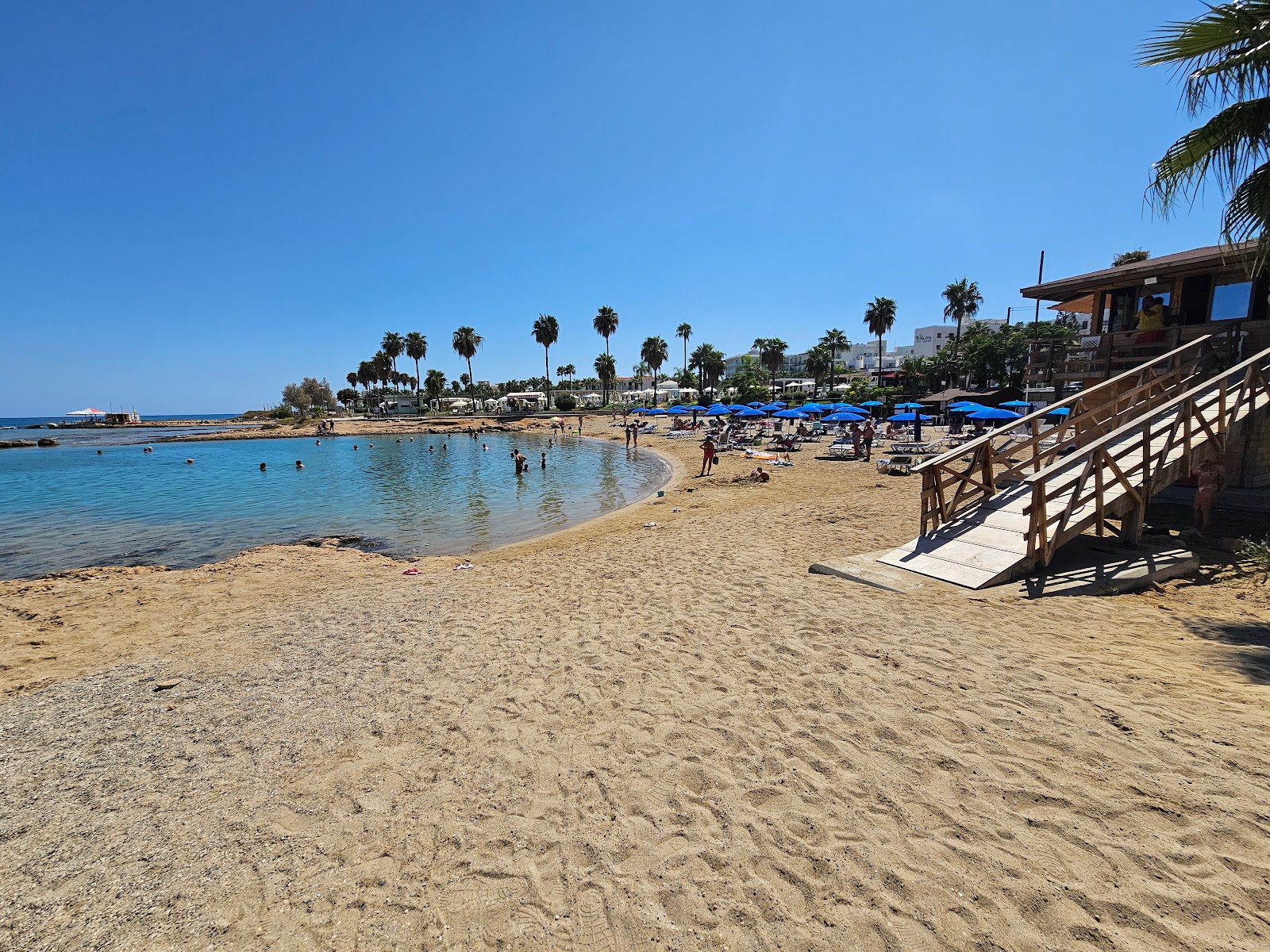 Marlita Beach photo #8