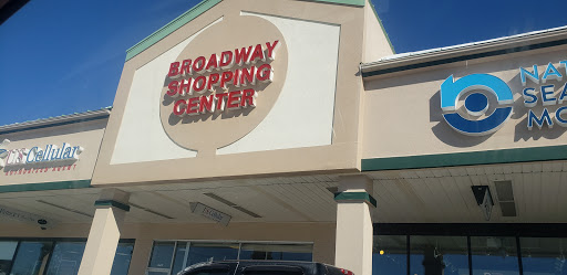 Pet Supply Store «Pet Life | Supplies, Services & Knowledge», reviews and photos, 625 Broadway, Bangor, ME 04401, USA