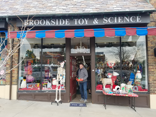 Shopping Mall «Brookside shopping area», reviews and photos, W Meyer Blvd, Kansas City, MO 64113, USA