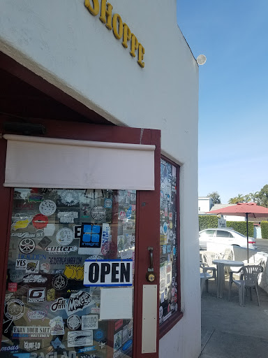 Donut Shop «Leucadia Donut Shoppe», reviews and photos, 1604 N Coast Hwy 101, Encinitas, CA 92024, USA