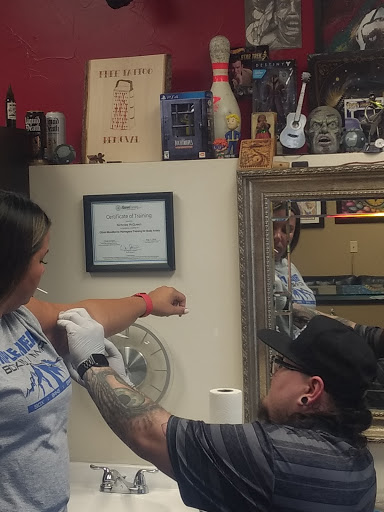 Tattoo Shop «Summit Tattoo», reviews and photos, 1005 Caprice Dr, Castle Rock, CO 80109, USA