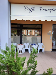 Pasticceria Caffe' Venezia Di Stabile Enea 23 Piazza Medaglia D'oro Ferdinando Urli, Magnano In Riviera, UD 33010, Italia