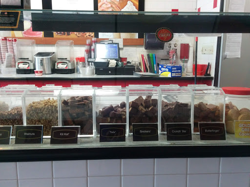 Ice Cream Shop «Cold Stone Creamery», reviews and photos, 4247 Atlantic Ave, Long Beach, CA 90807, USA