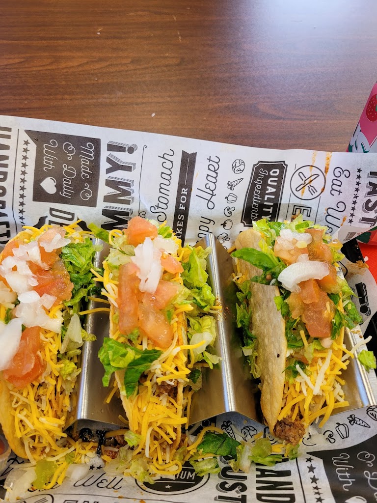 L.A. Taco House 90247