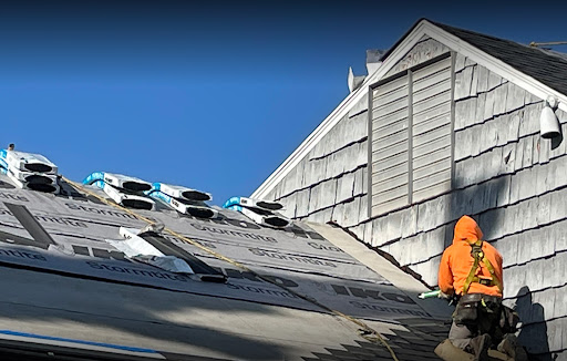 Roofing Contractor «Badgerland Roofers», reviews and photos, 1360 Regent St #275, Madison, WI 53715, USA