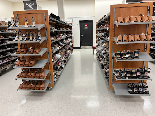 Department Store «T.J. Maxx & HomeGoods», reviews and photos, 24630 Dulles Landing Dr, Dulles, VA 20166, USA