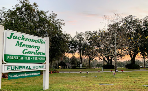 Cemetery «Jacksonville Memory Gardens Cemetery and Funeral Home», reviews and photos, 111 Blanding Blvd, Orange Park, FL 32073, USA