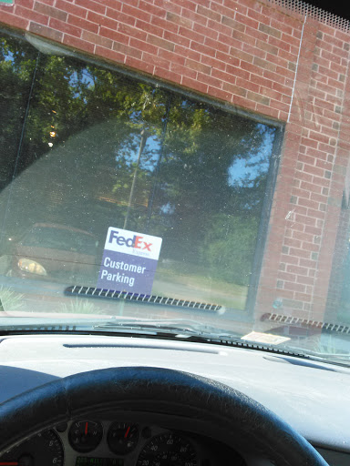 Shipping and Mailing Service «FedEx Ship Center», reviews and photos, 2713 Magruder Blvd, Hampton, VA 23666, USA