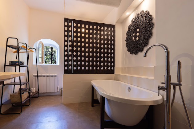 Photos du propriétaire Chambre d'hôtes Au Ralenti du Lierre 84220 Beaumettes