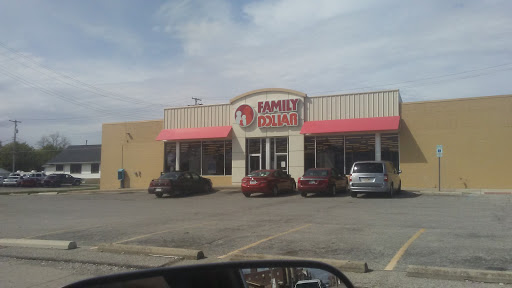 Dollar Store «FAMILY DOLLAR», reviews and photos, 230 W Main St, Greensburg, IN 47240, USA