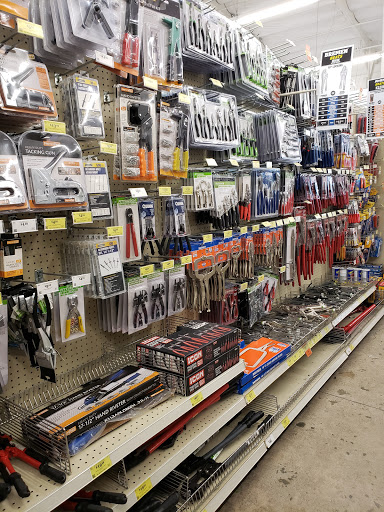 Hardware Store «Harbor Freight Tools», reviews and photos, 995 E Los Angeles Ave, Simi Valley, CA 93065, USA
