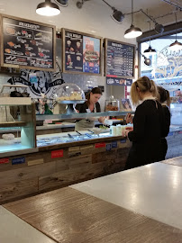 Atmosphère du Restauration rapide BAGELSTEIN • Bagels & Coffee shop à Caen - n°13
