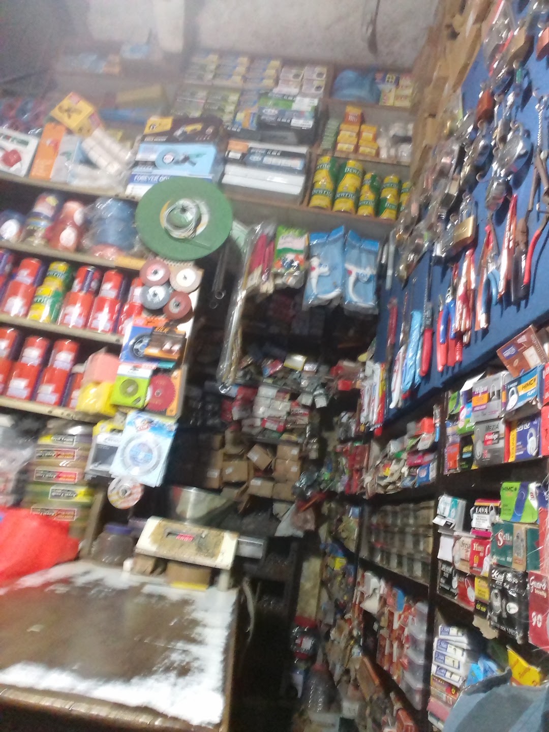 Maimoon hardware Khargone