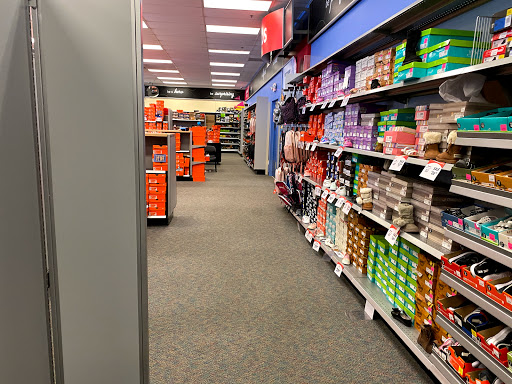 Shoe Store «Shoe Carnival», reviews and photos, 3867 Mexico Rd, St Charles, MO 63303, USA