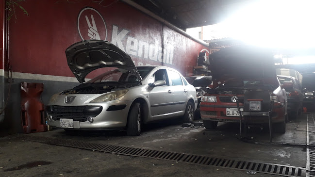 SANTOS AUTOMOTRIZ - Taller de reparación de automóviles