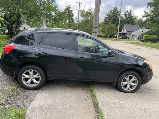 Used Car Dealer «Crosstown Auto», reviews and photos, 4213 Lee Rd, Cleveland, OH 44128, USA