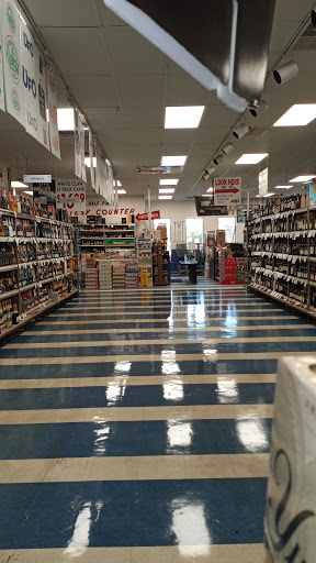 Liquor Store «Circle Liquor Store», reviews and photos, 1 MacArthur Blvd, Somers Point, NJ 08244, USA