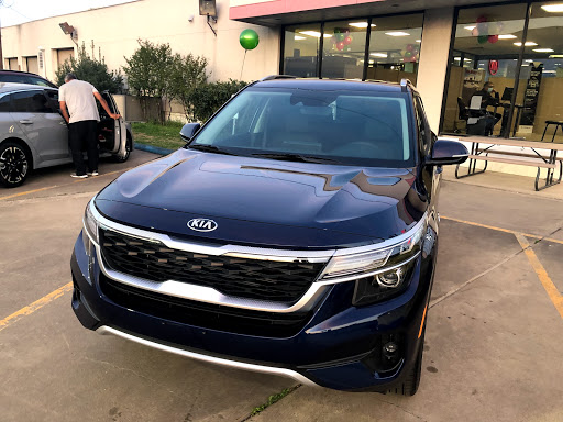 Car Dealer «Joe Myers Kia», reviews and photos, 16484 Northwest Fwy, Houston, TX 77040, USA
