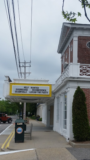 Movie Theater «United Artists Southampton 4», reviews and photos, 43 Hill St, Southampton, NY 11968, USA