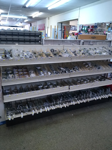 Hardware Store «Hi-Way 3 Pro Hardware», reviews and photos, 104 N Jefferson St, Hartford City, IN 47348, USA