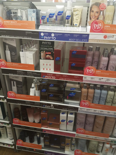 Hair Salon «Ulta Beauty», reviews and photos, 103 N Cattlemen Rd, Sarasota, FL 34232, USA