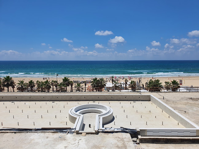 דרך בן גוריון 136, בת ים