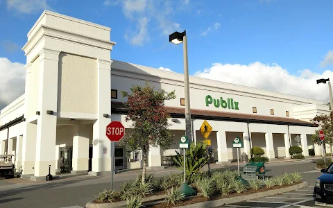 La Piazza Publix Center image