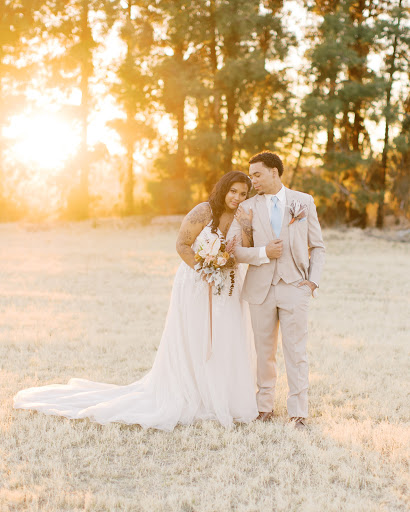 Bridal Shop «Strut Bridal Salon - Sizes 12+», reviews and photos, 4264 Atlantic Ave, Long Beach, CA 90807, USA