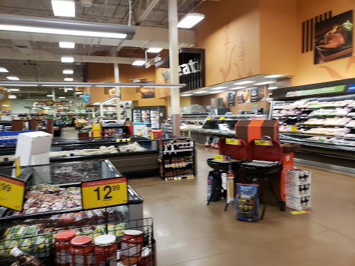 Grocery Store «Kroger», reviews and photos, 108 W Highland Rd, Howell, MI 48843, USA