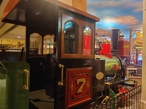 Movie Theater «Regal Cinemas Sunset Station 13 & IMAX», reviews and photos, 1301 W Sunset Rd, Henderson, NV 89014, USA