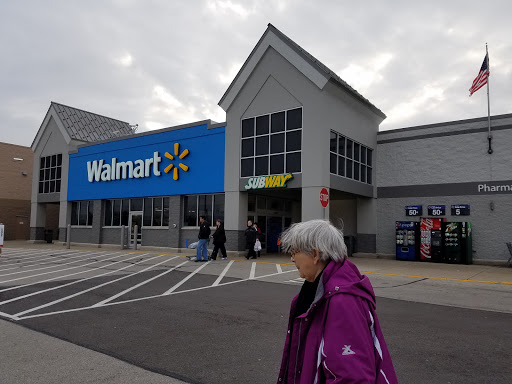 Discount Store «Walmart», reviews and photos, 1460 Golf Rd, Rolling Meadows, IL 60008, USA