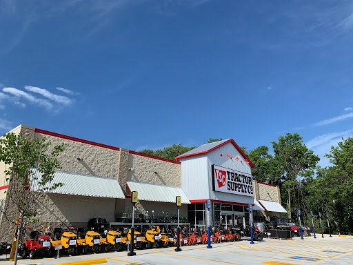 Home Improvement Store «Tractor Supply Co.», reviews and photos, 2211 Carmack Blvd, Columbia, TN 38401, USA