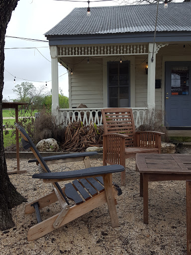 Winery «Long Shot Wine Bar and Tasting Room», reviews and photos, 133 Landa St, New Braunfels, TX 78130, USA