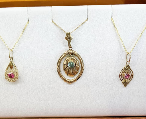 Jeweler «Yarnal Jewelers», reviews and photos, 4029 E Castro Valley Blvd, Castro Valley, CA 94552, USA