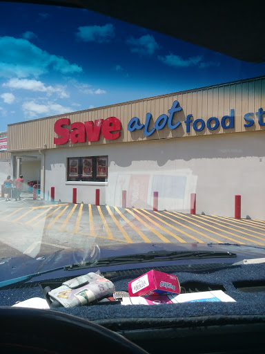 Save-A-Lot, 11 Hwy 630 E, Frostproof, FL 33843, USA, 