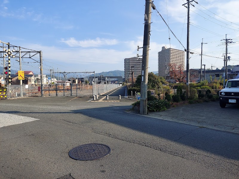 旧加茂駅 跨線橋支柱
