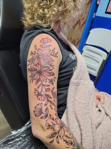 Explore navel tattoo ideas, creative tattoo ideas in Abilene, available at Ink Image Tattoos