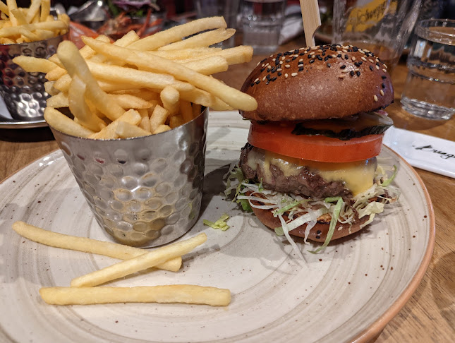 Comments and reviews of Burger & Lobster - Bond Street