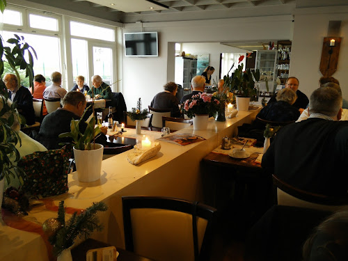 Bato's Spezialitäten Restaurant am Flughafen à Kiel