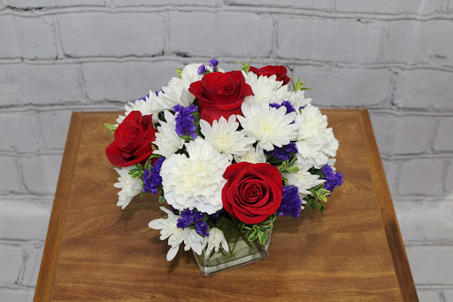 Florist «OK Floral of Forest Grove», reviews and photos, 2015 Pacific Ave, Forest Grove, OR 97116, USA