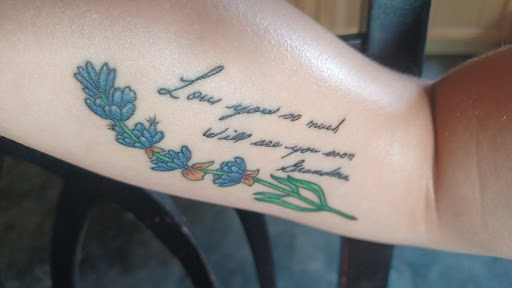 Tattoo and Piercing Shop «Lunchbox Tattoo & Body Piercing», reviews and photos, 3604 N Chapel Hill Rd, Johnsburg, IL 60050, USA