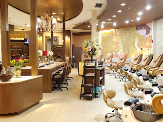 Ogi Nails & Spa