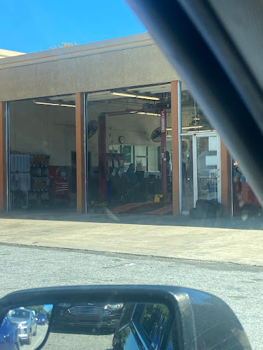 Tire Shop «Firestone Complete Auto Care», reviews and photos, 49 E Antrim Dr, Greenville, SC 29607, USA
