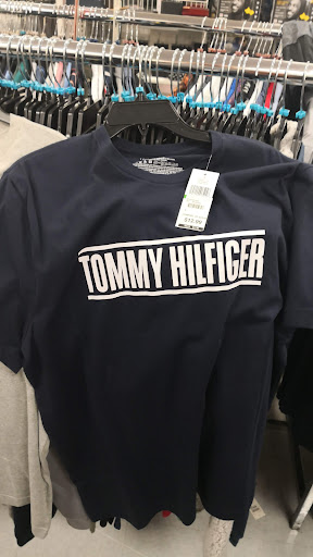 Shopping Mall «Coralwood Shopping Center», reviews and photos, 2301 Del Prado Blvd S, Cape Coral, FL 33990, USA