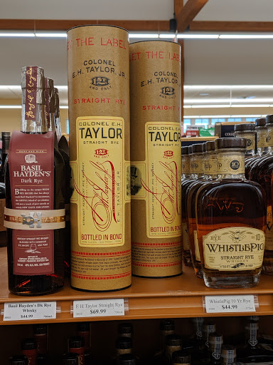 State Liquor Store «NH Liquor & Wine Outlet», reviews and photos, 500 Woodbury Ave, Portsmouth, NH 03801, USA