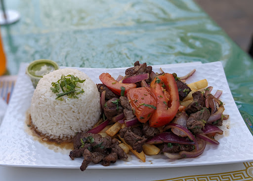 Lamas Peruvian and Mexican Cuisine