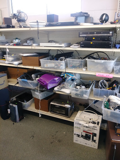 Thrift Store «Portland Adventist Community Services», reviews and photos, 11020 NE Halsey St, Portland, OR 97220, USA