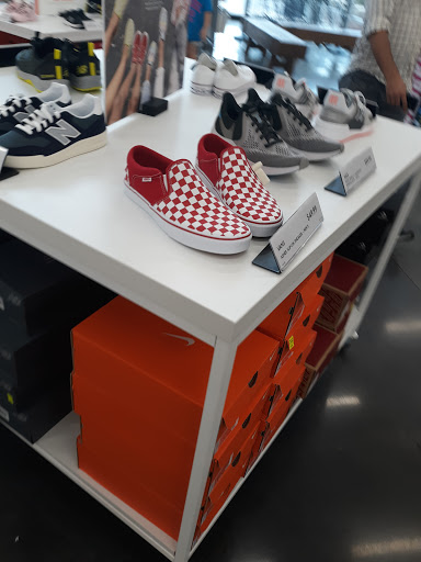 Department Store «Nordstrom Rack Easton Market», reviews and photos, 3736 Easton Market, Columbus, OH 43219, USA