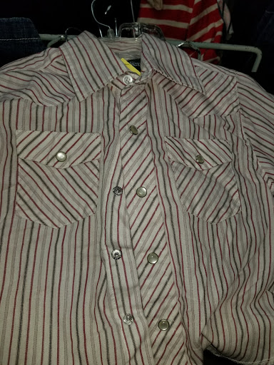 Thrift Store «Texas Thrift Store», reviews and photos, 1105 W Pipeline Rd, Hurst, TX 76053, USA